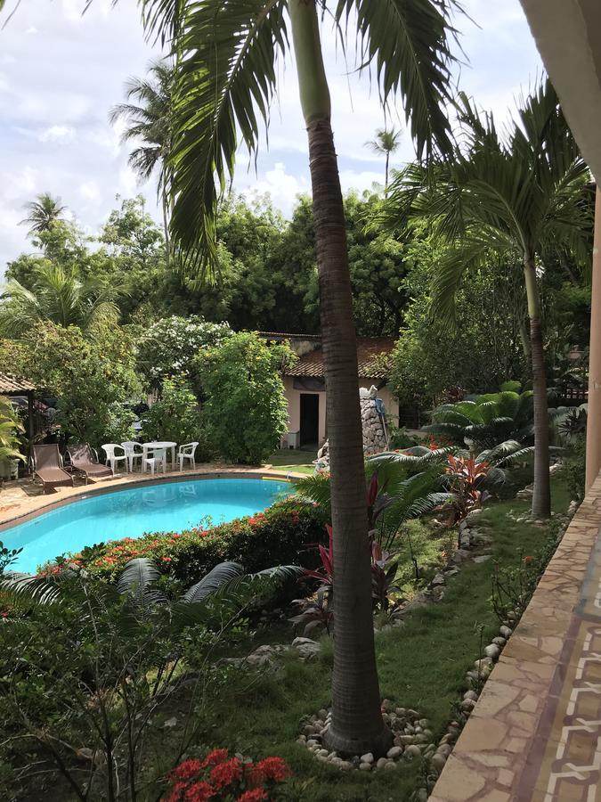 Hotel E Pousada Tropical Wind Do Кумбуко Екстериор снимка